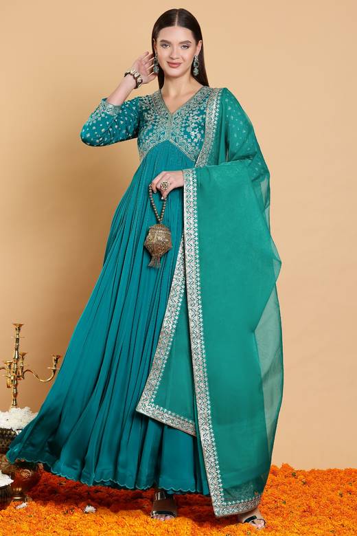 silk anarkali dress Brown Printed Cotton Suit (ACA8815) Elevate your ethnic wardrobe with this breathtaking Ivory Pearl Cinon Silk Anarkali Gown Set Buy Ivory Tissue Silk Anarkali