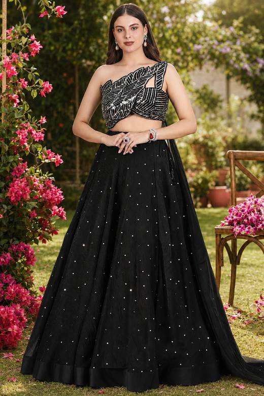 indian cocktail dress Flared in Silk Ottoman Akris Inc Bold red printed dress that adds a pop of color to your collection Fashionable Dresses Designer Cocktail Dresses