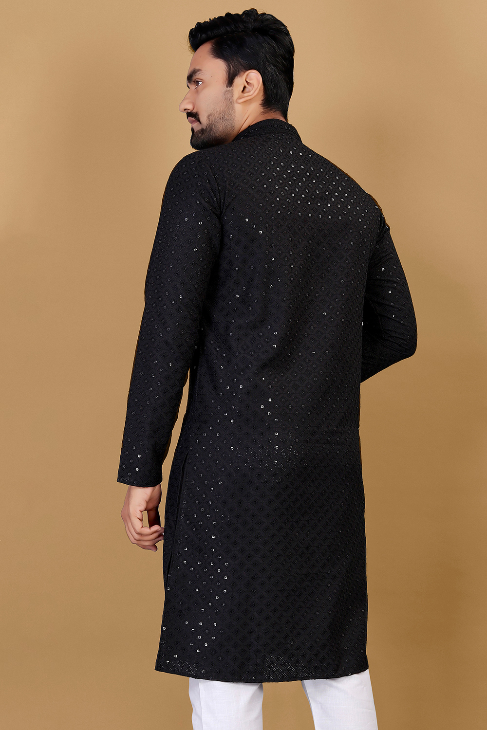Men Black Embroidered Straight Kurta
