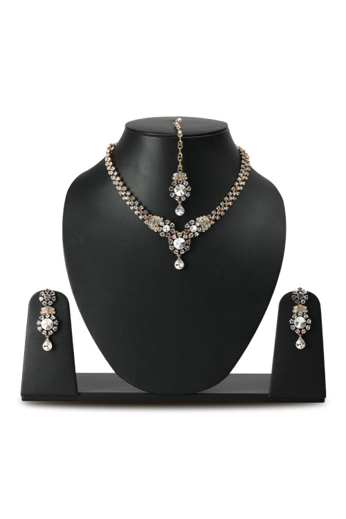 Gorgeous Gold Plated Necklace Set with White Stone 