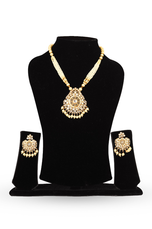Beaded Pendant Necklace Set with Kundan & Pearl Drops