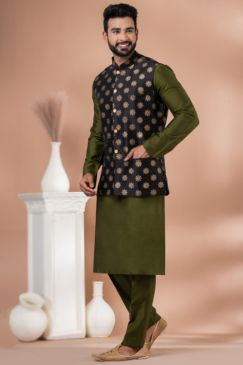 Mehndi dress for men shop