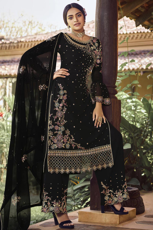Black suit plazo design online