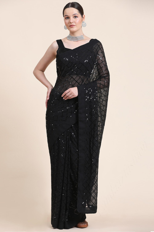 Kangana Ranaut in black silk saree for Manikarnika promotions! |  Fashionworldhub