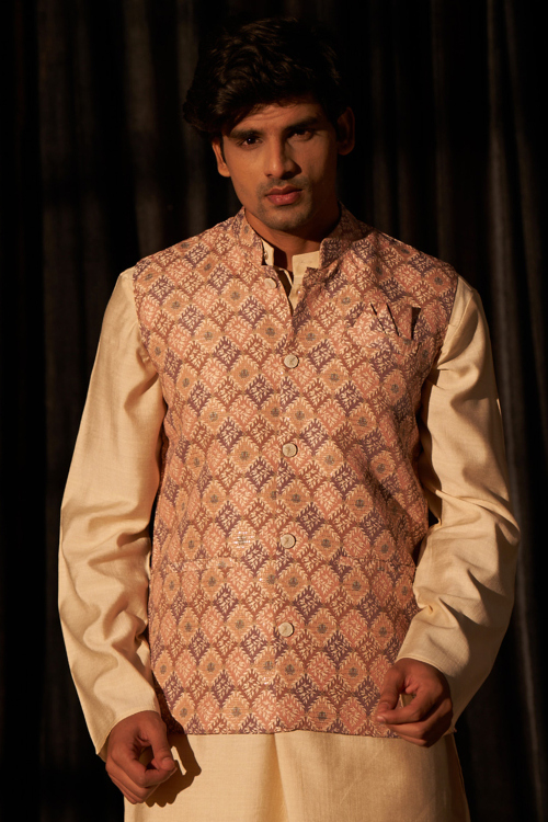 Brown Viscose Weaved Men's Waist Coat For Festival