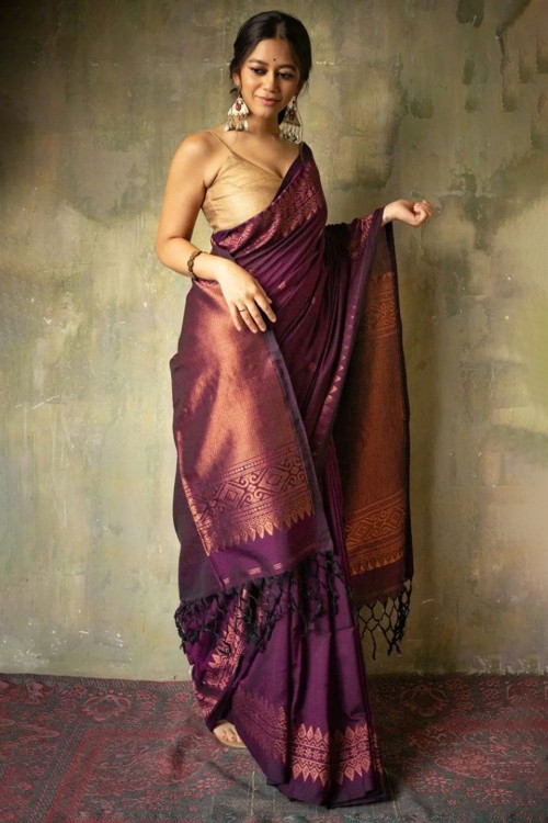 Casual saree look deals