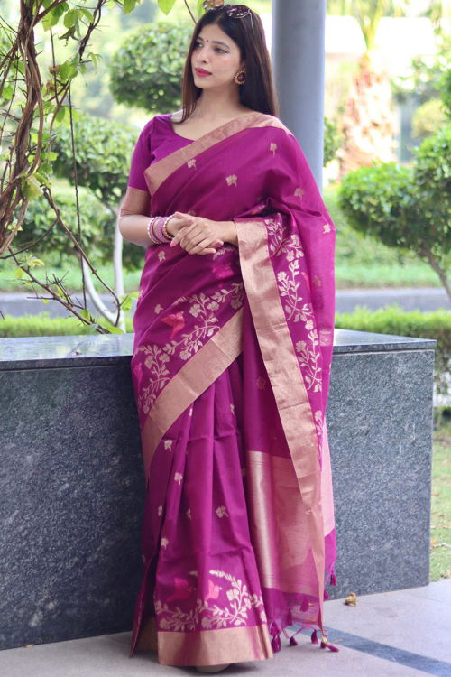 Dark Magenta Pink Weaved Linen Light Weight Saree 