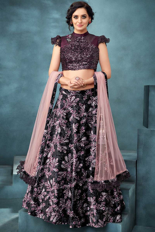 12 Ravishing Velvet Lehengas Every Winter Bride Must Check Out | Indian  outfits, Lehenga designs, Indian outfits lehenga