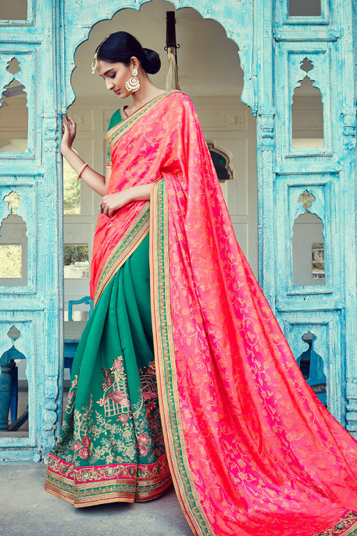 Red And Green Taffy Silk Saree With Taffy Silk Blouse