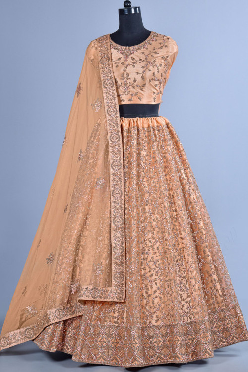 1899 | Royal peach colour bridal lehenga | Designerkloth | Bridal lehenga,  Lehenga, Half saree