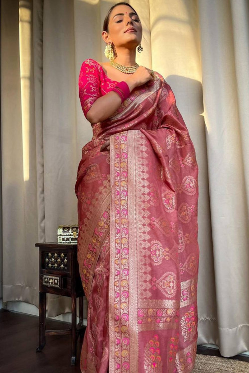 Dusty Pink Banarasi Silk Thread Weaved Traditional Saree 