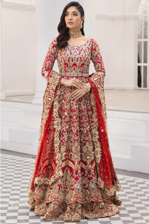 White and red combination bridal lehenga | Elbise, Parti, Hint