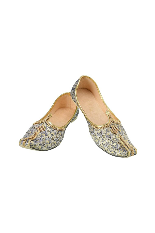 Beige Silk Men's Embroidered Ethnic Mojari