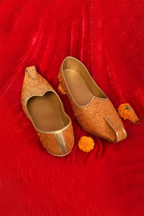Rust Orange Silk Embroidered Mojari For Men's 