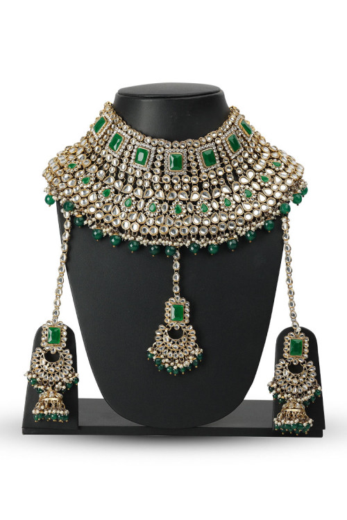 Dazzling Kundan Bridal Choker Necklace Set 