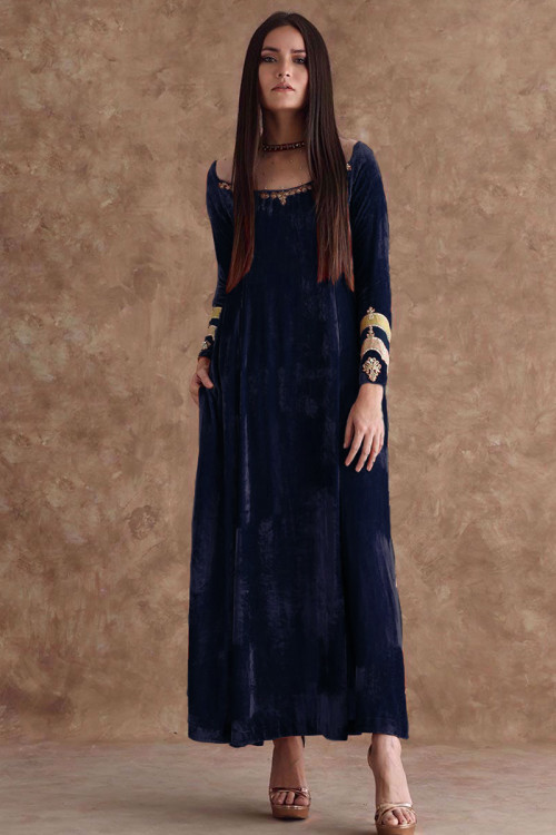 Afsanah (Two Piece - Restocked)– Zaaviay | Velvet dress designs, Designer  dresses indian, Pakistani dresses