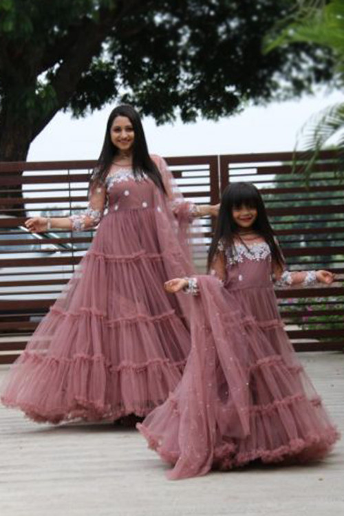 Mother daughter matching maxi dresses uk new arrivals