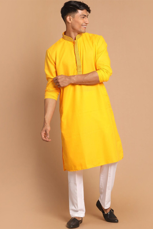 Mustard Yellow Cotton Silk Men's Kurta Pajama With Resham Thread Work