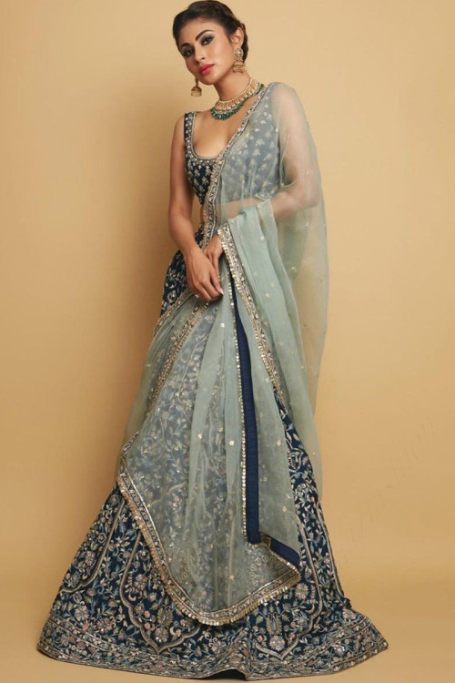 Traditional Bridal Lehengas and Ghagra Cholis: Buy Latest Designs |Utsav  Fashion