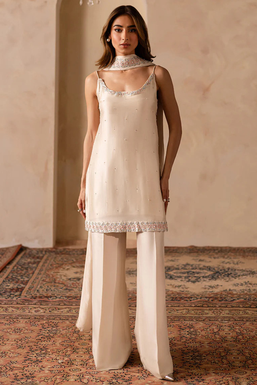 Shop Women's White Trousers | Wide Leg & Trouser Suits - Andaaz Fashion UK
