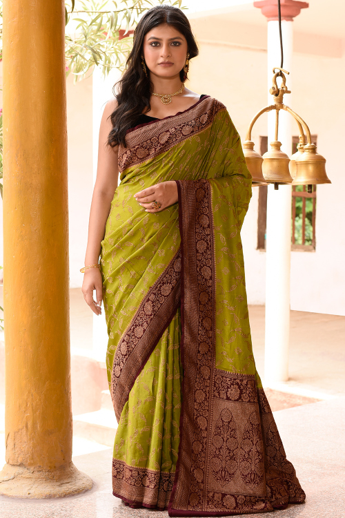 Pear Green Chiffon Woven Zari Broad Border Saree