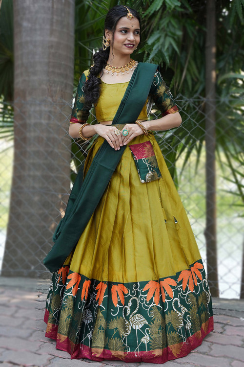 South indian traditional dress for girl online top