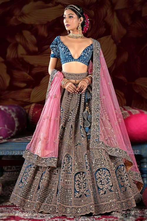 Online lehengas shop for engagement