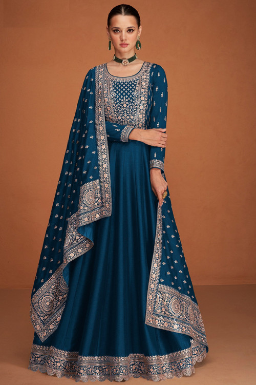 Plus Size Indian Outfits for Women Buy latest designer ethnic wear
