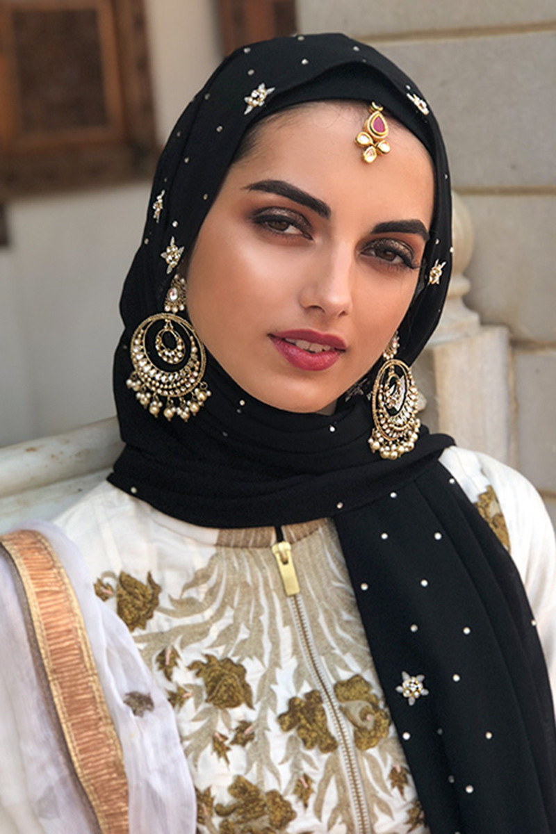 Black and gold dress with hijab discount
