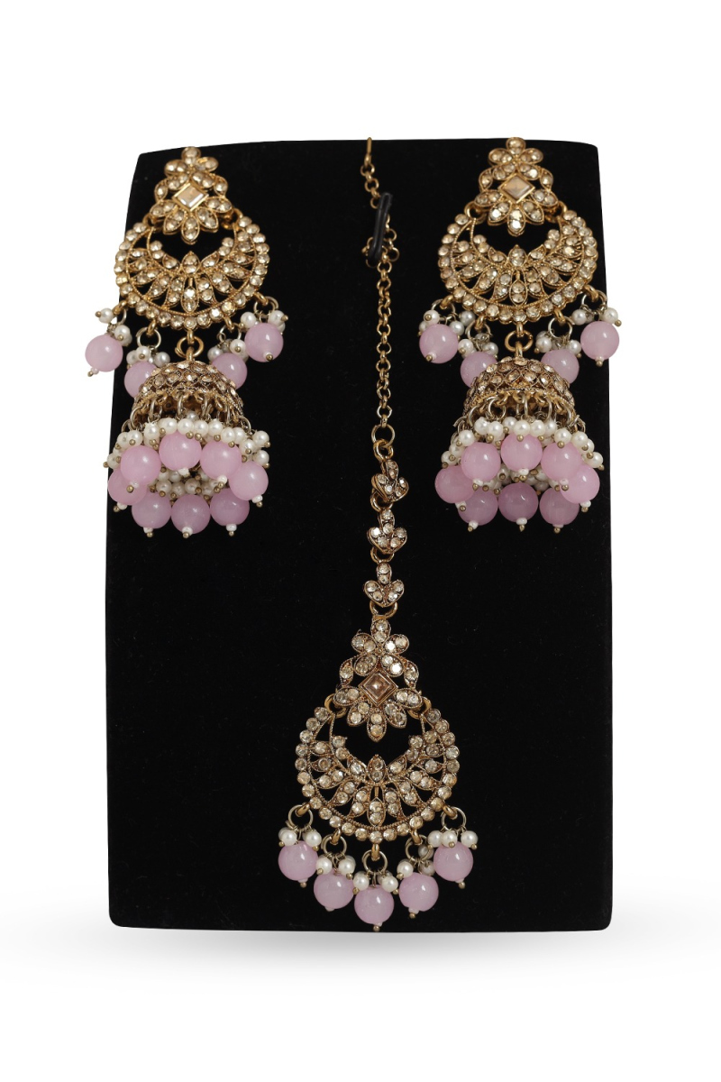 Lavender Pink Stone Earrings With Maang Tikka