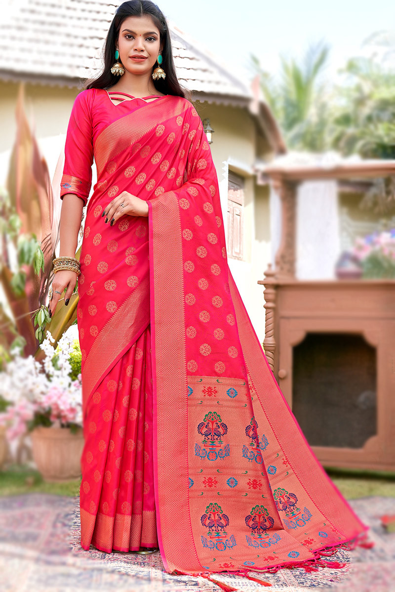 30 Real Brides Who Donned Red Bridal Saree For Their Wedding Day! | Bridal sarees  south indian, South indian bride saree, Bridal blouse designs