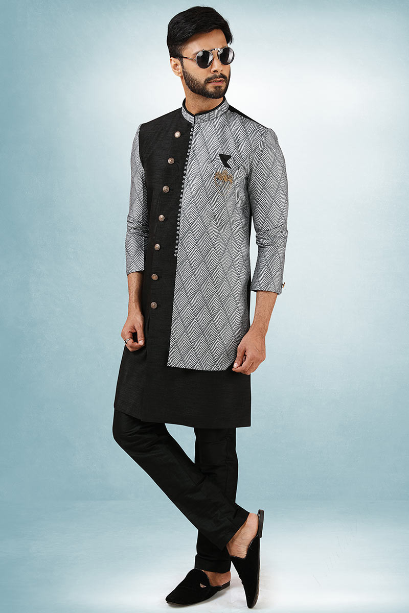 Fashionable sherwani 2025