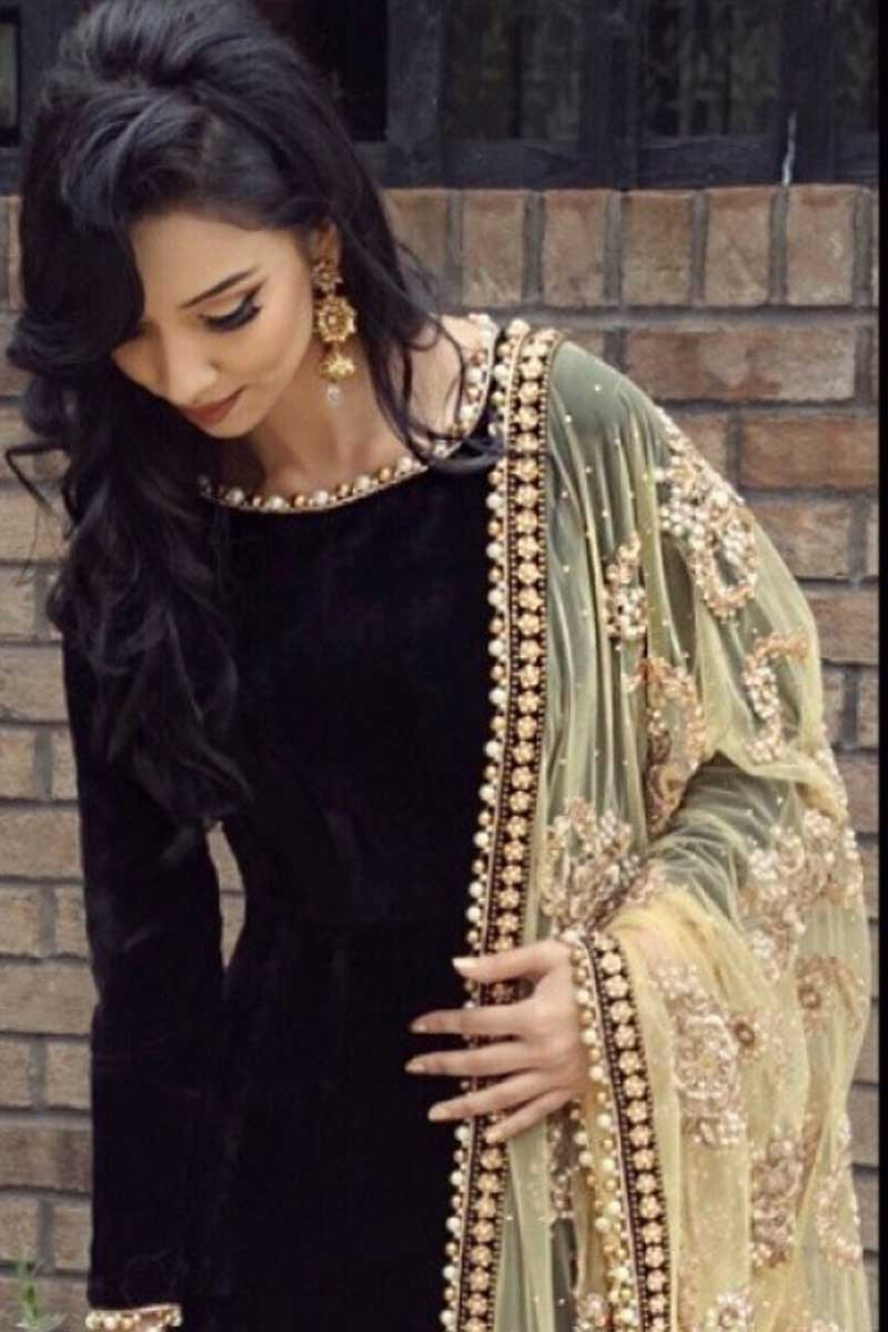 Readymade Black Velvet Anarkali Suit With Dupatta Online DMV14993