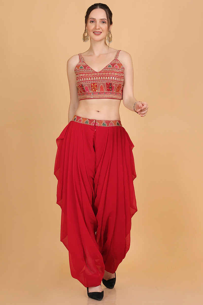 Durga Utsav Collection: deep-red dhoti pants paired with enigmatic black ,  south cotton kurti, accentuated wi… | Vestiti eleganti da uomo, Vestiti,  Vestito elegante