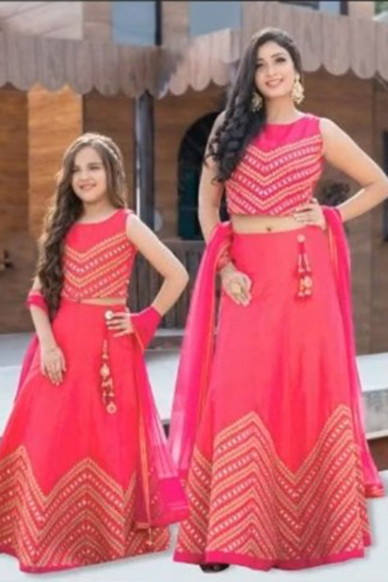Buy Matching Mother Daughter Lehenga Set Indian Wedding Dress Lehenga Choli  Banarasi Lehenga Kids Lehenga Choli Pakistani Lehenga Choli Online in India  - Etsy