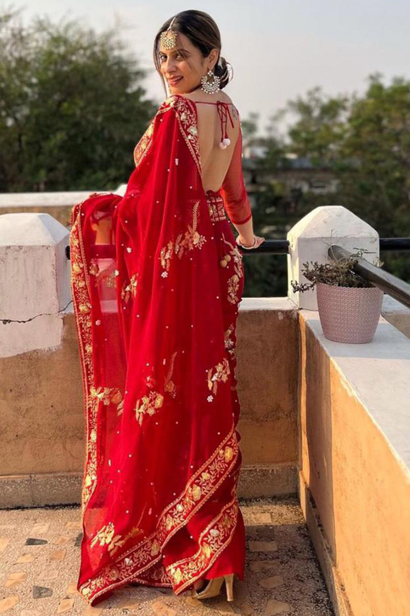 Red Heavy Border Thread Work Silk Saree - Party Wear Saree |lovelyweddingmall.com