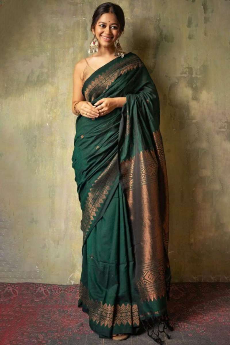 Playful Emerald -Handwoven Cotton saree with Tassels