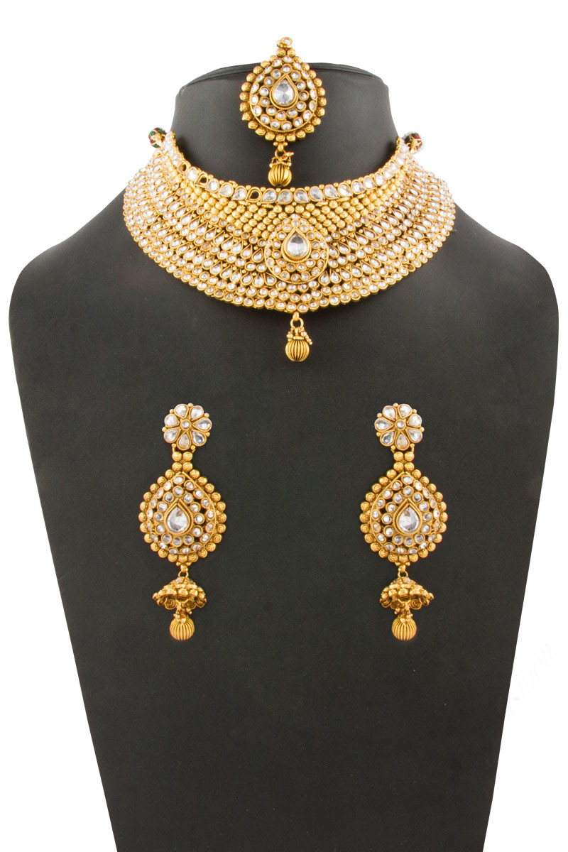 Necklace with jhumka earrings store