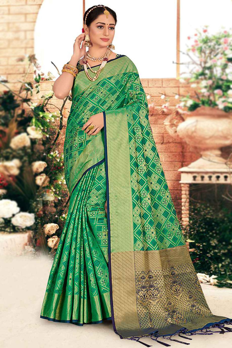 Emerald Green Color Silk Saree
