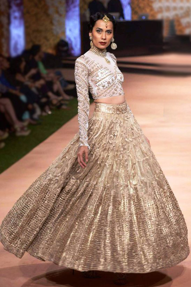 Lehenga choli deals gold