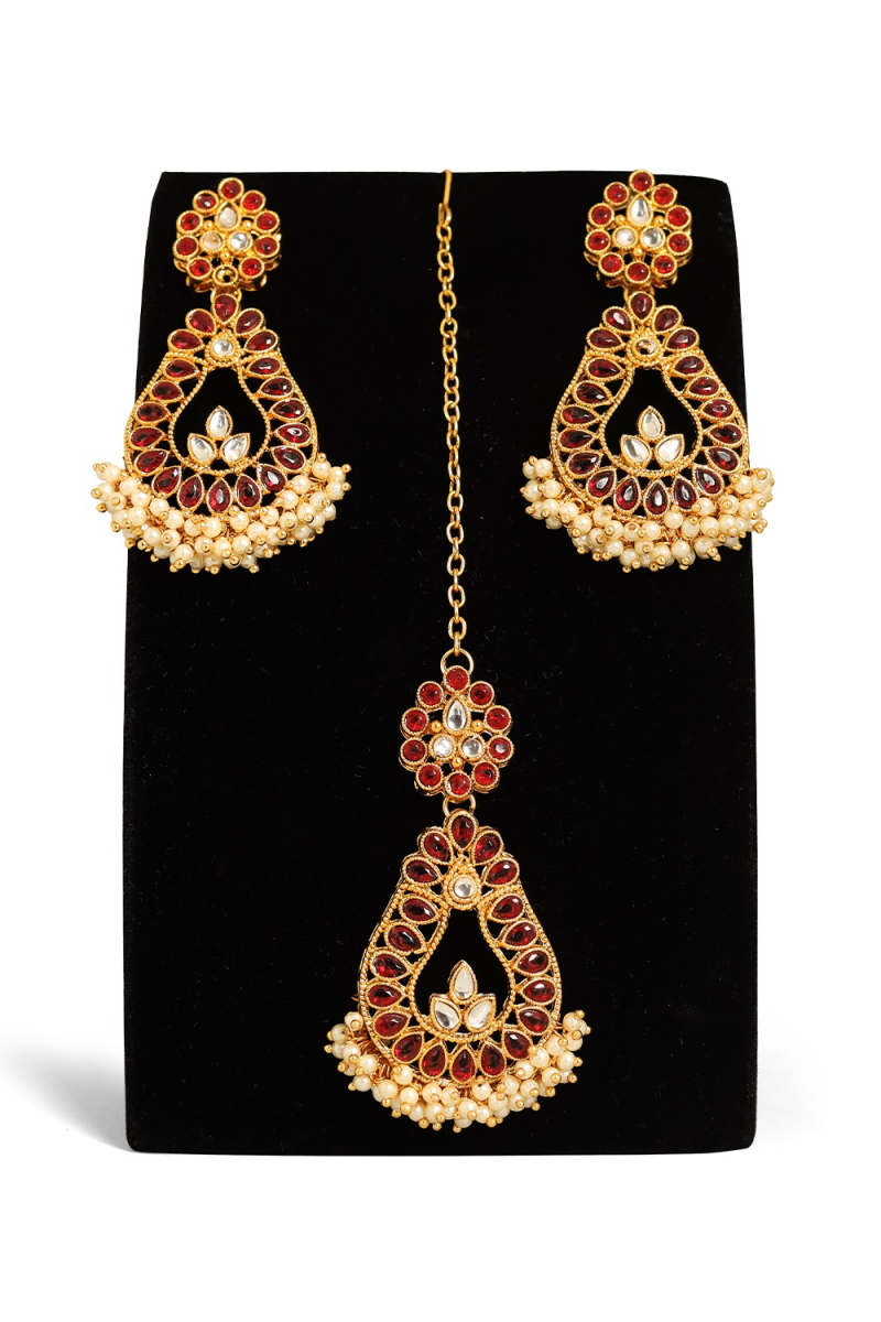 Dark Maroon Stone Earrings With Maang Tikka
