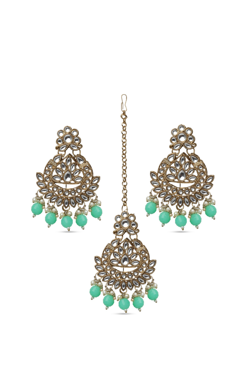 Festive Kundan Chandbalis with Matching Maangtika