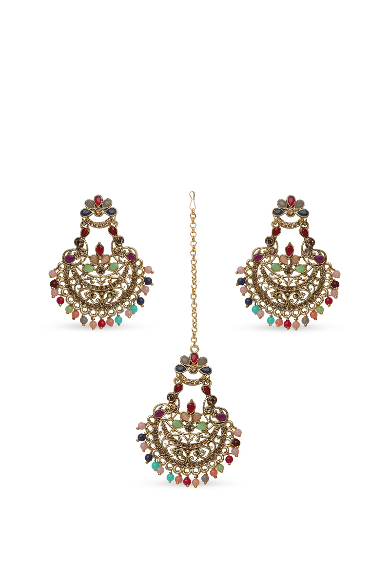  Chandbali Earrings with Maangtika