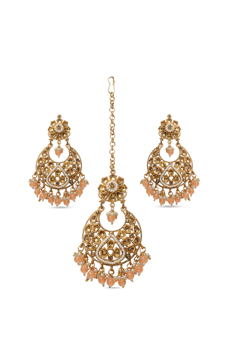 Peach Beaded Gold Plated Kundan Earrings with Maang Tikka Set