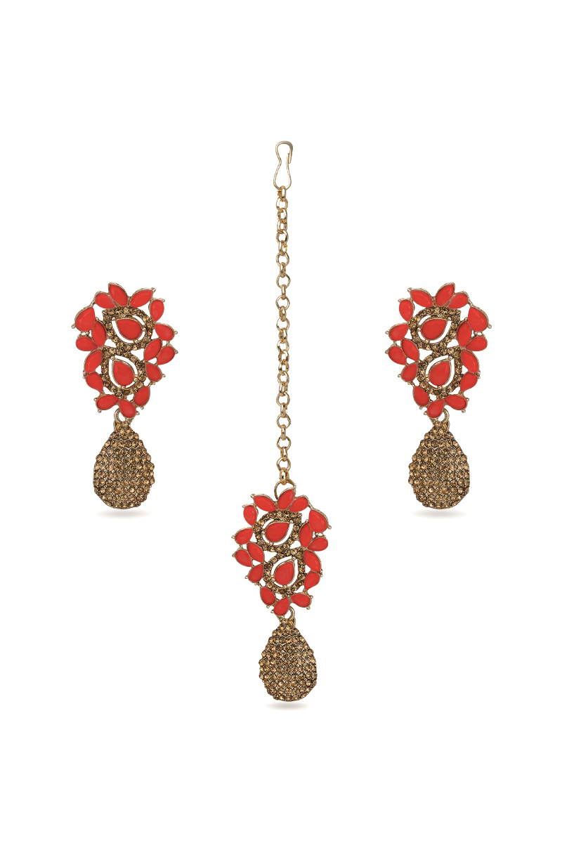  Gold Plated Stone Studded Stud Earrings with Maangtika
