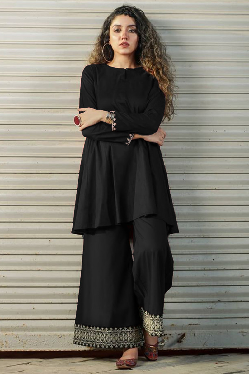 Classy black cotton silk palazzo with elegant embroidery on the hemlin –  Sujatra