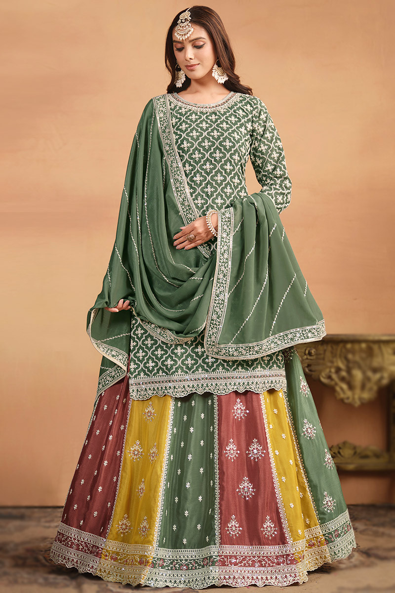 Mehndi lehenga design hotsell