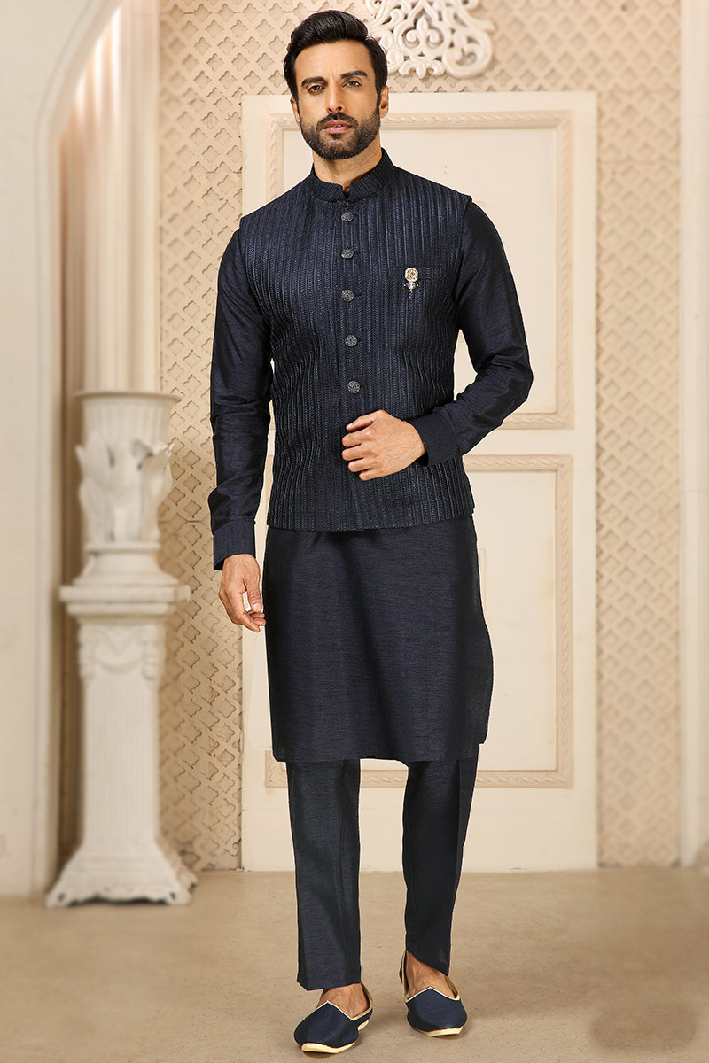 Stylist Navy Blue Men Kurta Pajama with Plain MKPA02326
