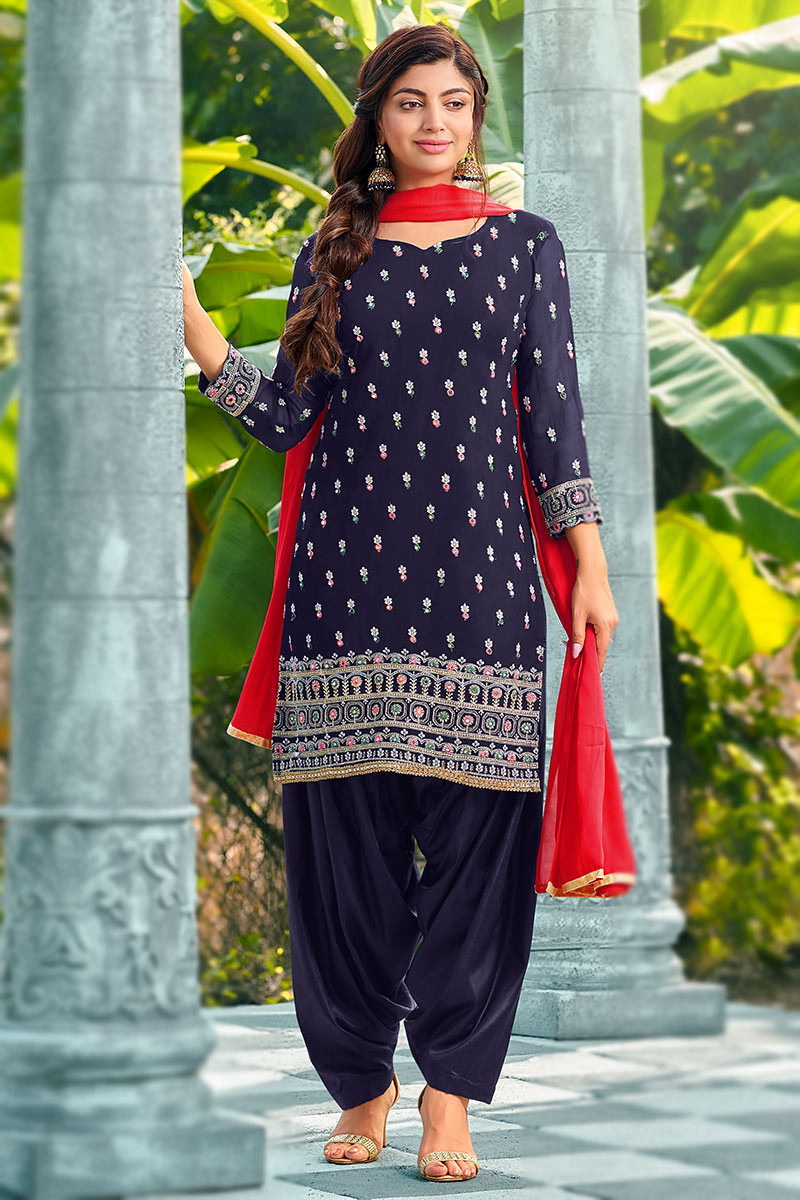 Top 10 Latest Kurta Designs with Patiala Salwar Trending Now (2023) - Tips  and Beauty | Punjabi dress design, Kurta designs, Patiyala dress
