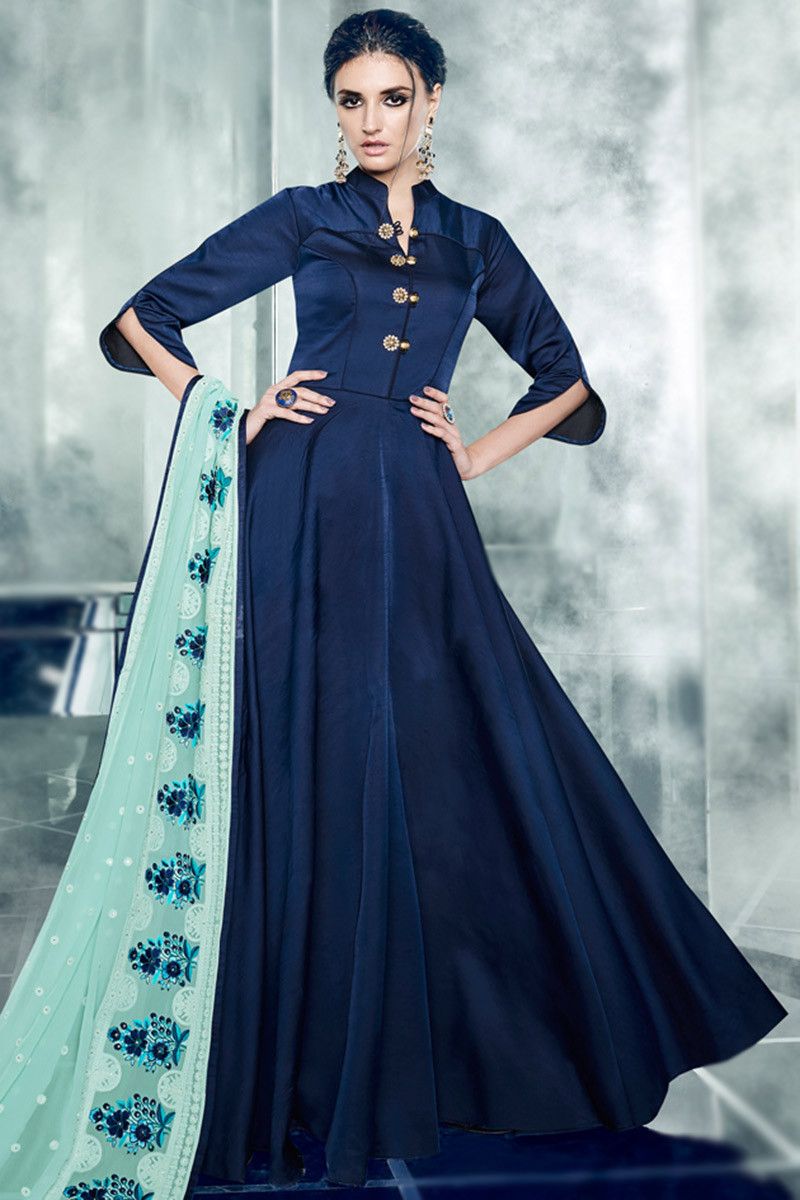 Take Inspo From Alia Bhatt's Bridesmaid Avatar! | Simple anarkali suits, Anarkali  dress pattern, Anarkali designs